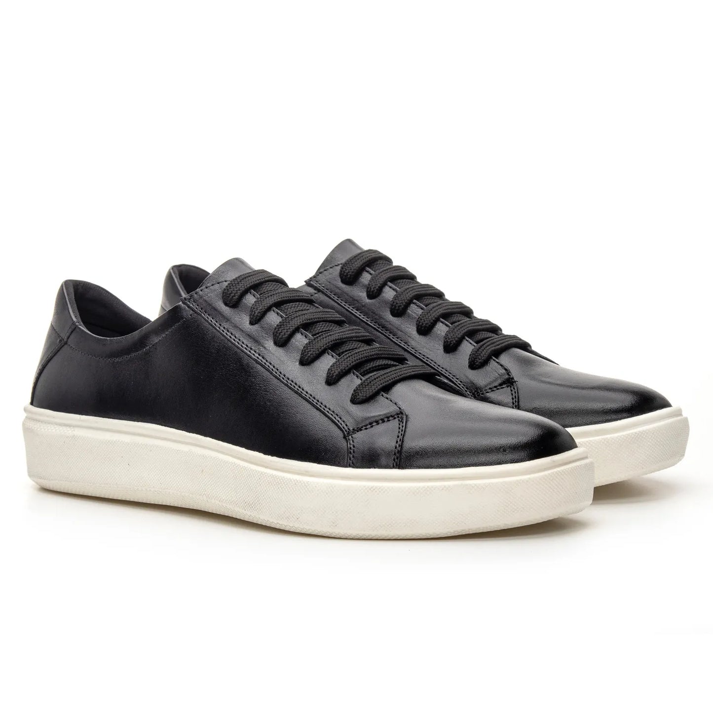 Casual Leather Trainer with Black Laces
